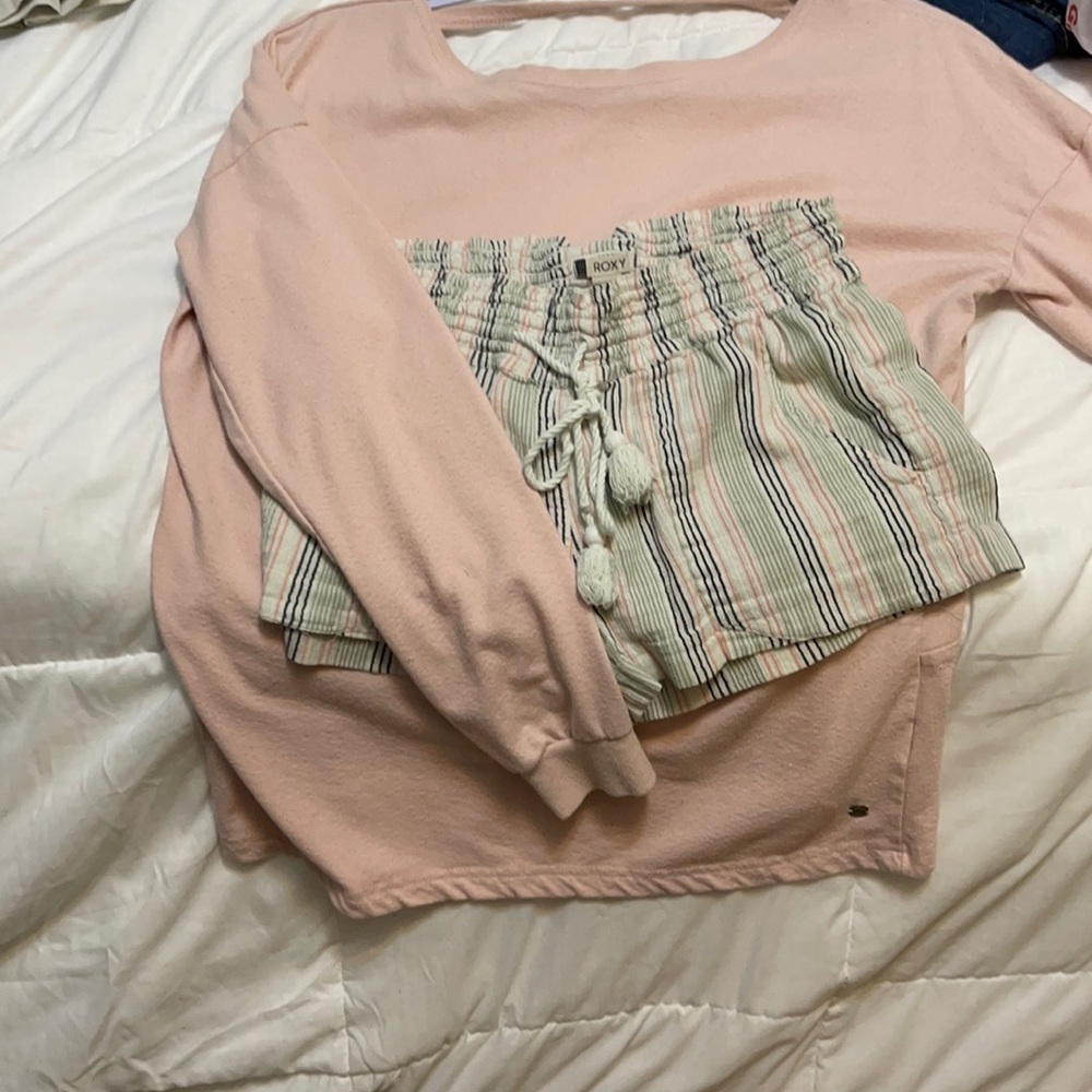 Foxy sweatshirt and shorts